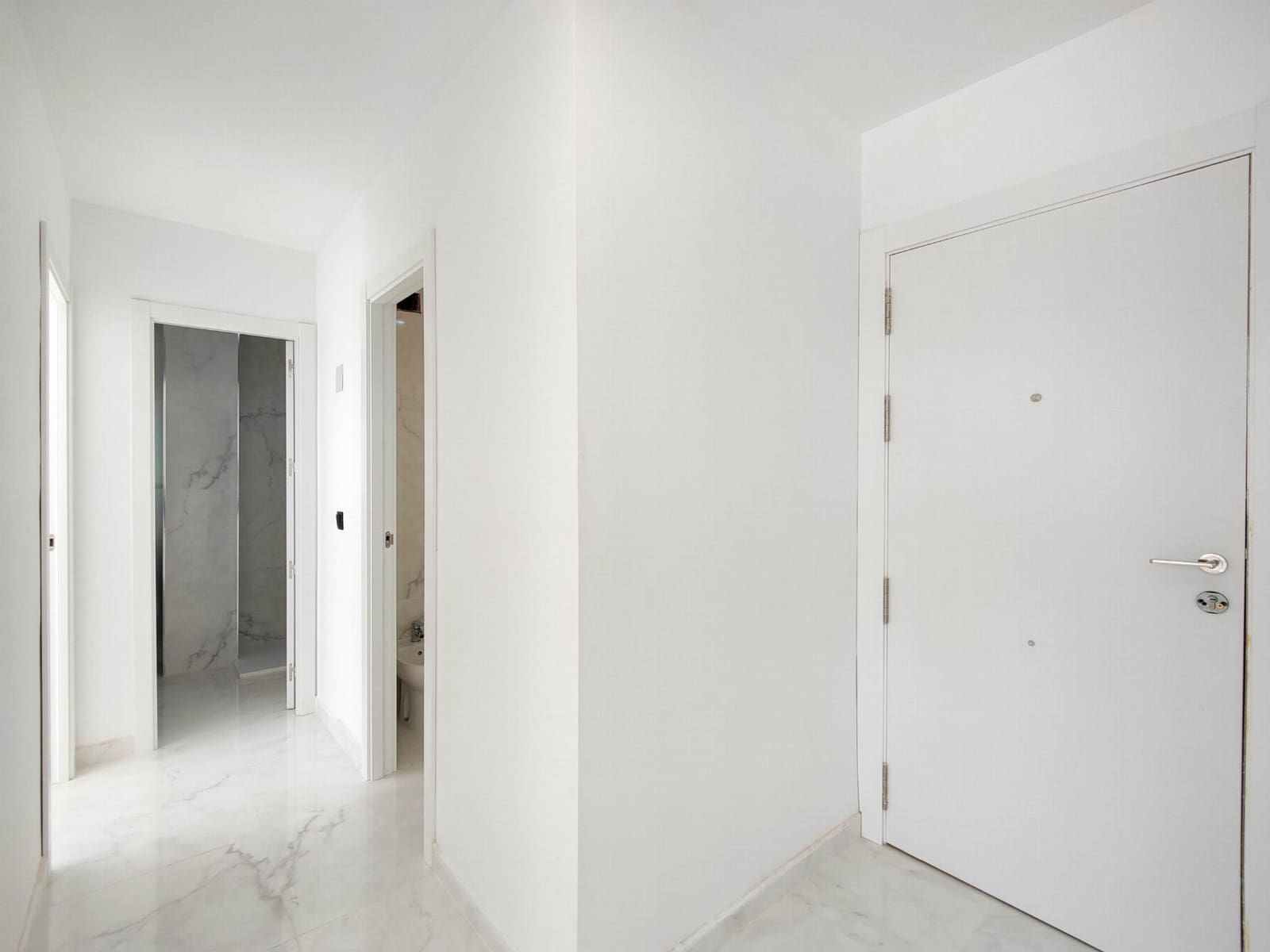 2 soveværelse Lejlighed til salg i Punta Prima med swimmingpool - € 189.000 (Ref: 8848703)