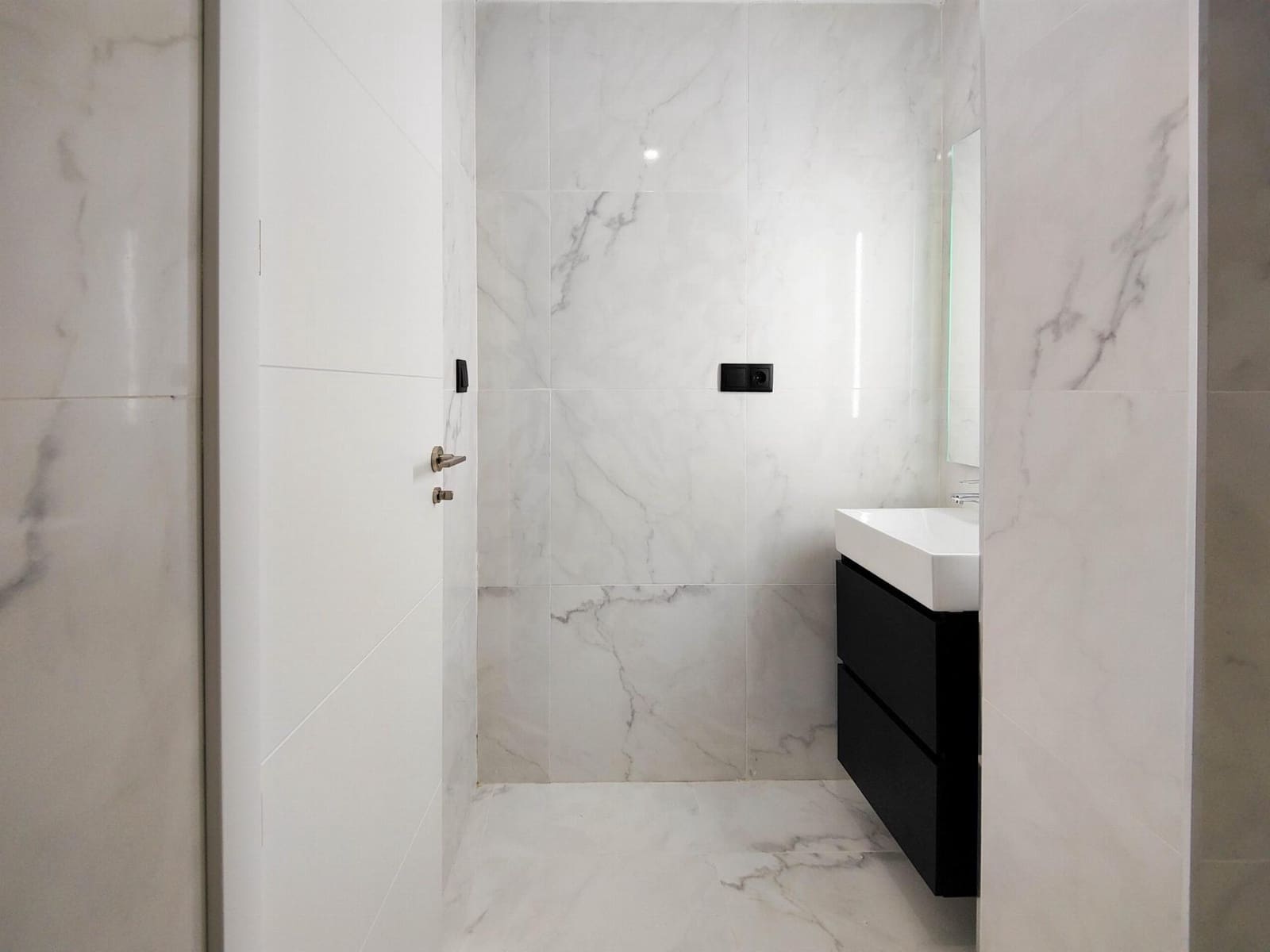 2 soveværelse Lejlighed til salg i Punta Prima med swimmingpool - € 189.000 (Ref: 8848703)