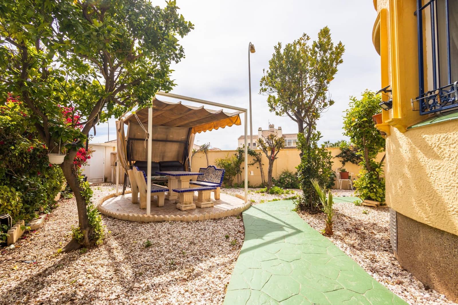 3 soveværelse Villa til salg i Orihuela Costa med swimmingpool - € 299.000 (Ref: 8891944)