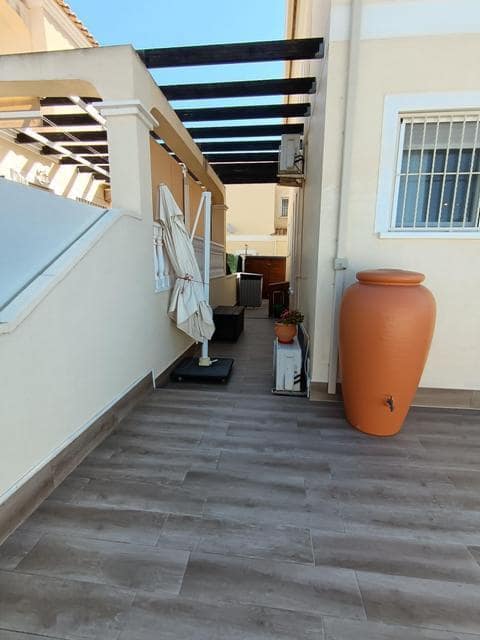 4 bedroom Villa for sale in Orihuela Costa with pool - € 289,000 (Ref: 8925360)