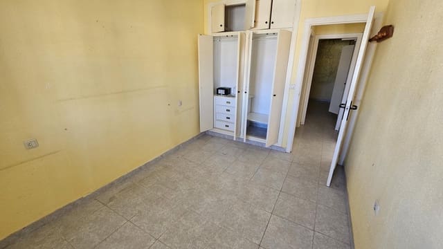 Bungalow de 2 habitaciones en La Siesta, Torrevieja en venta - 99.000 € (Ref: 8949854)