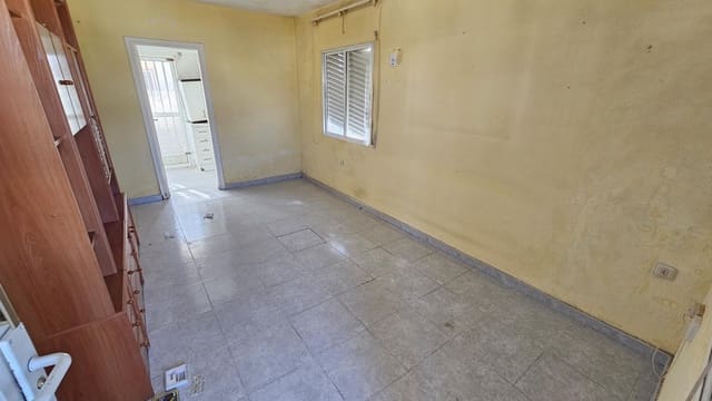 Bungalow de 2 habitaciones en La Siesta, Torrevieja en venta - 99.000 € (Ref: 8949854)