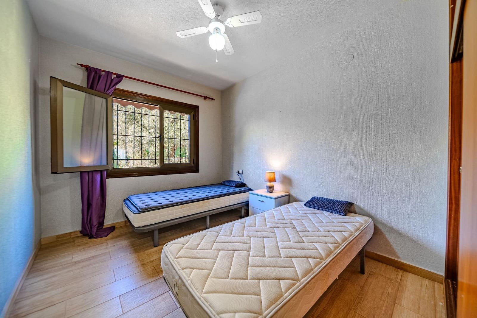 3 sypialnia Willa na sprzedaż w Playa Flamenca z basenem garażem - 483 969 € (Ref: 8983673)