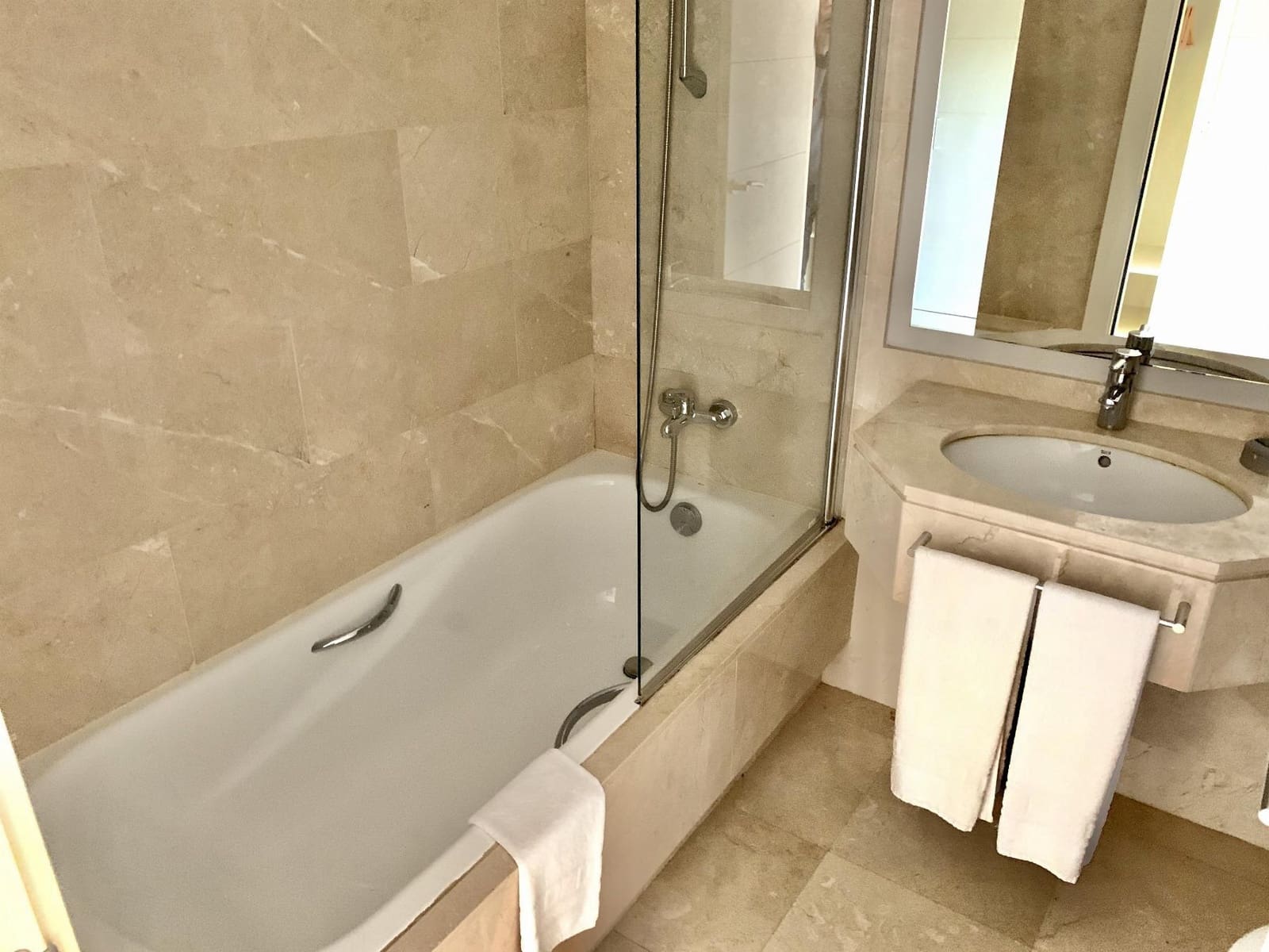 2 bedroom Apartment for sale in Las Colinas Golf with pool - € 200,000 (Ref: 9019490)