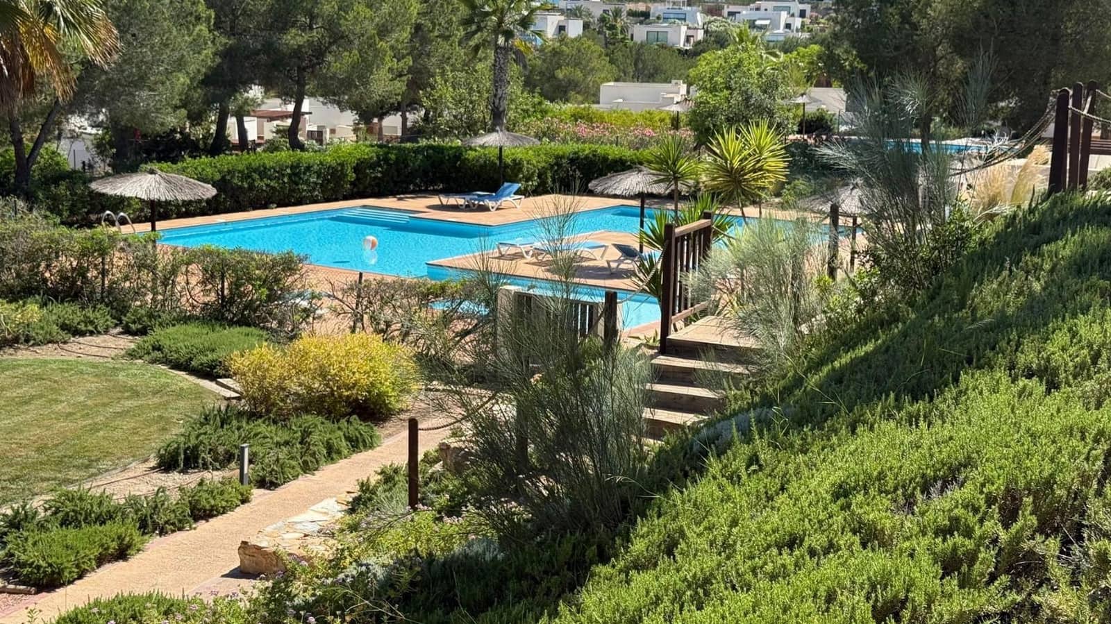 2 bedroom Apartment for sale in Las Colinas Golf with pool - € 200,000 (Ref: 9019490)