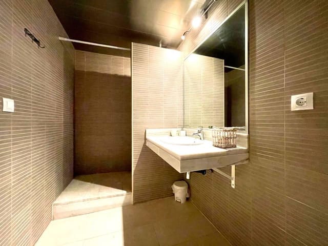 2 slaapkamer Penthouse te koop in Altea met zwembad garage - € 320.000 (Ref: 9050381)