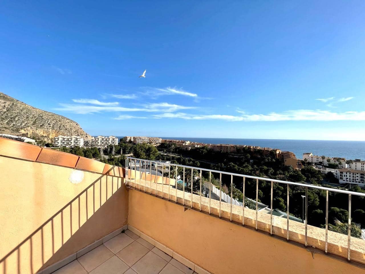 2 slaapkamer Penthouse te koop in Altea met zwembad garage - € 320.000 (Ref: 9050381)