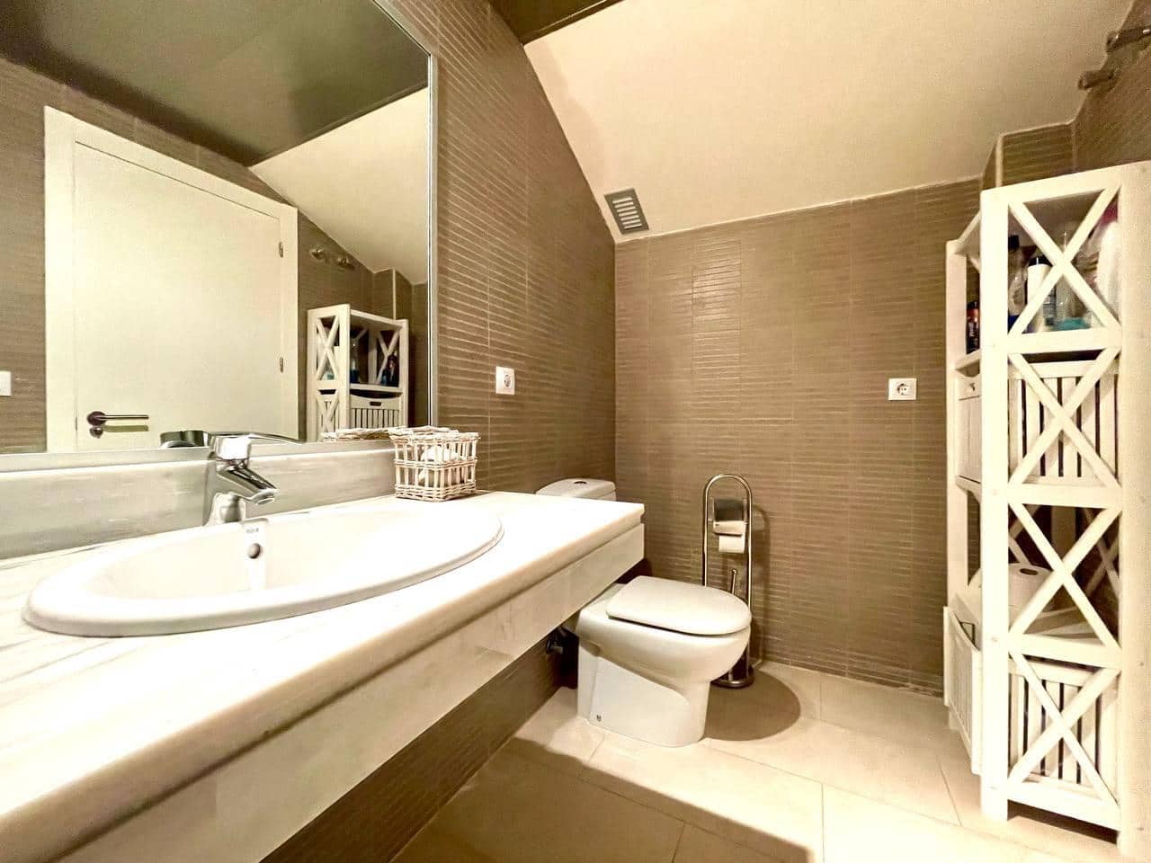 2 slaapkamer Penthouse te koop in Altea met zwembad garage - € 320.000 (Ref: 9050381)