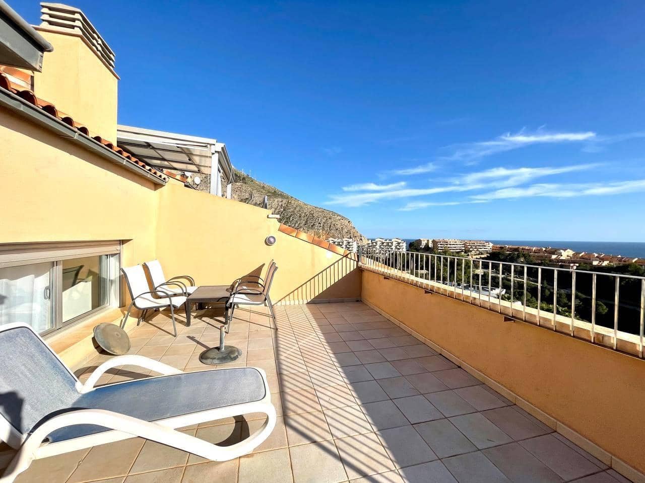 2 slaapkamer Penthouse te koop in Altea met zwembad garage - € 320.000 (Ref: 9050381)