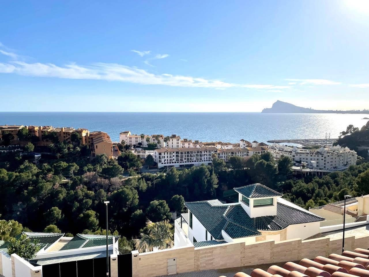 2 slaapkamer Penthouse te koop in Altea met zwembad garage - € 320.000 (Ref: 9050381)