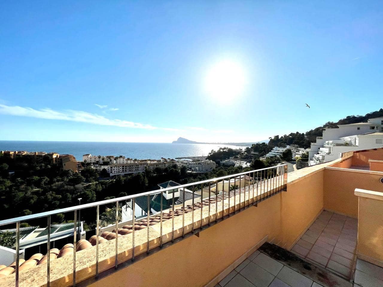 2 slaapkamer Penthouse te koop in Altea met zwembad garage - € 320.000 (Ref: 9050381)