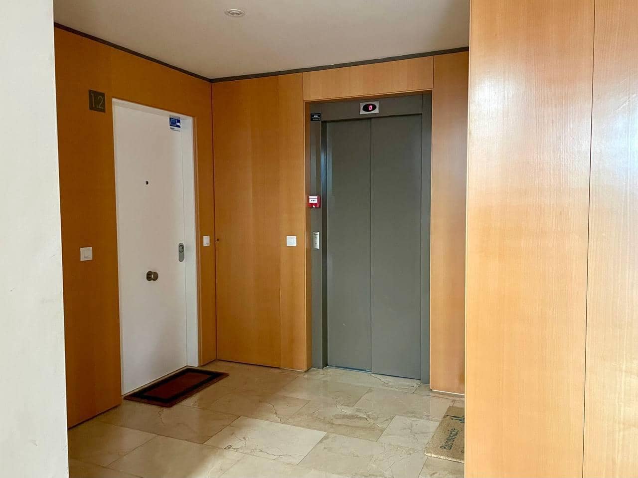 2 slaapkamer Penthouse te koop in Altea met zwembad garage - € 320.000 (Ref: 9050381)