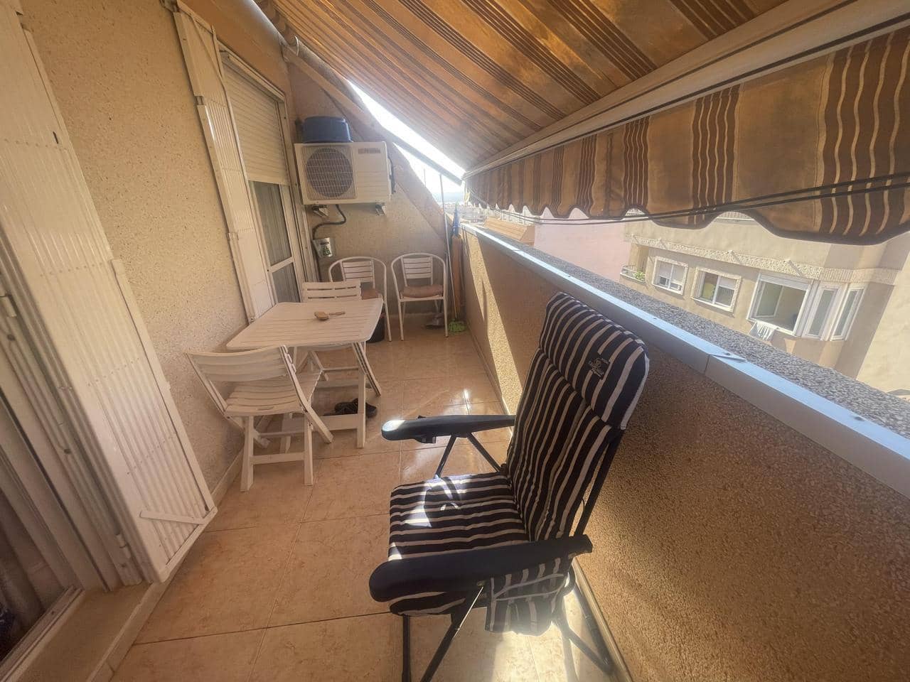 2 sovrum Takvåning till salu i Torrevieja med pool garage - 136 000 € (Ref: 9104024)