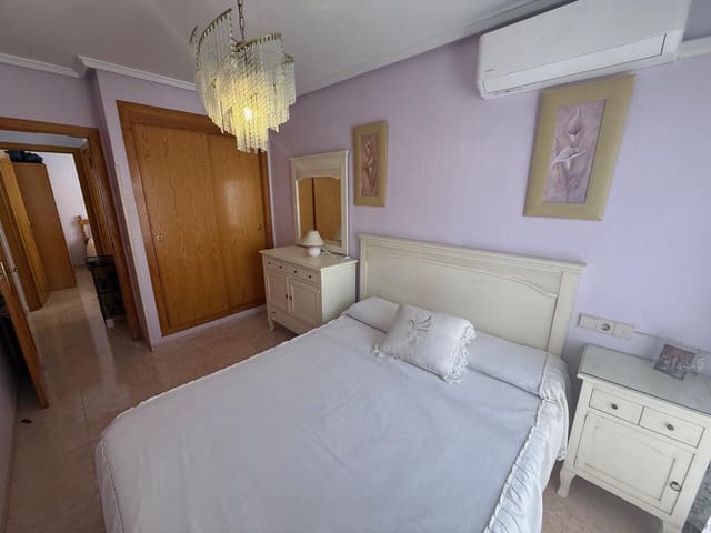 2 quarto Penthouse para venda em El Molino, Torrevieja com piscina garagem - 136 000 € (Ref: 9104024)