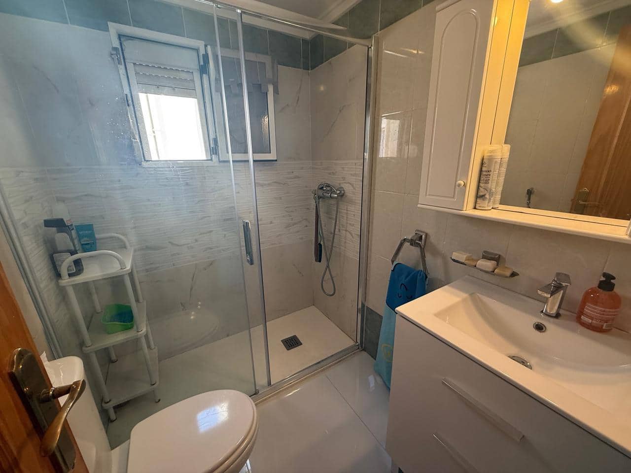 2 sovrum Takvåning till salu i Torrevieja med pool garage - 136 000 € (Ref: 9104024)