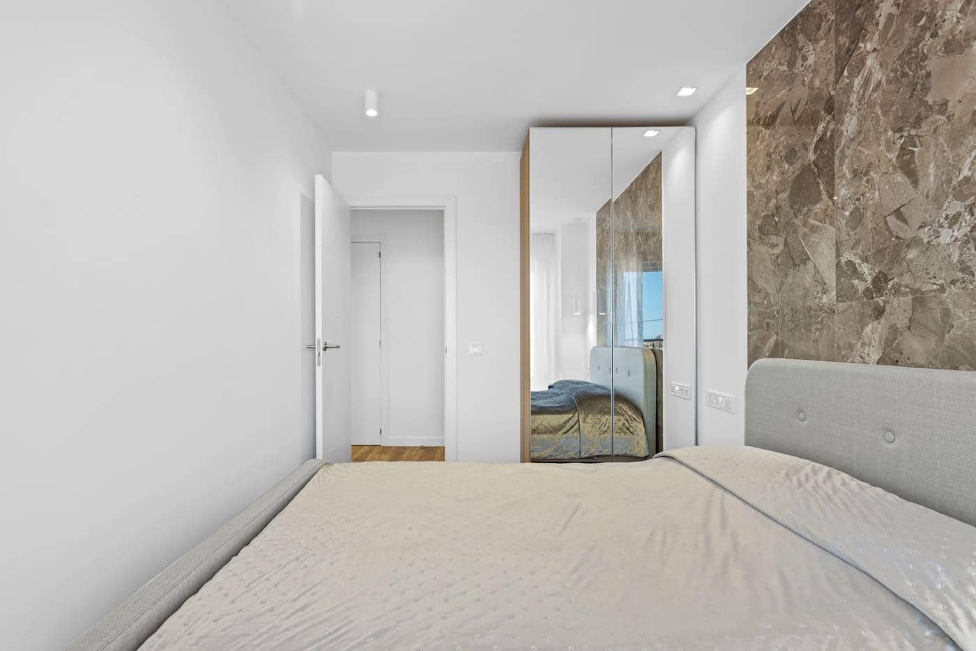 2 bedroom Apartment for sale in Punta Prima with pool - € 225,000 (Ref: 9104025)