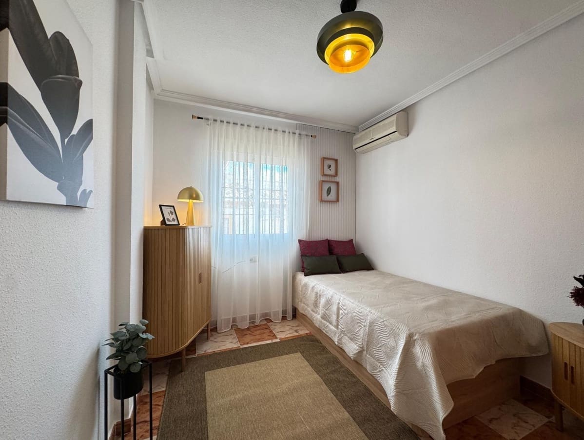 2 chambre Appartement à vendre à Orihuela Costa avec piscine - 235 000 € (Ref: 9138769)