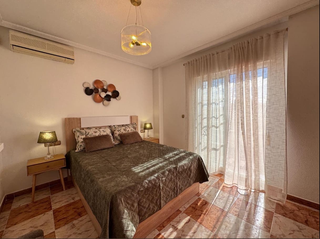 2 chambre Appartement à vendre à Orihuela Costa avec piscine - 235 000 € (Ref: 9138769)