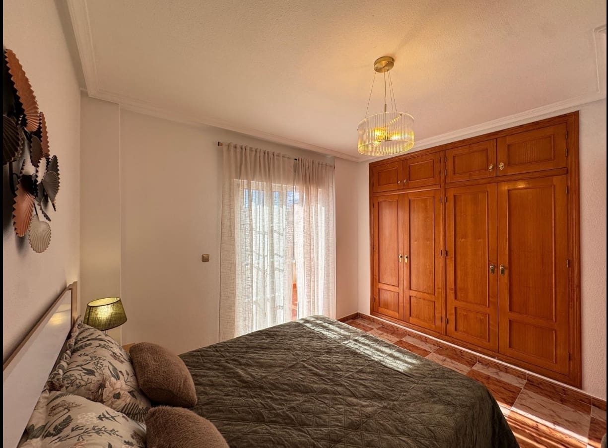 2 chambre Appartement à vendre à Orihuela Costa avec piscine - 235 000 € (Ref: 9138769)