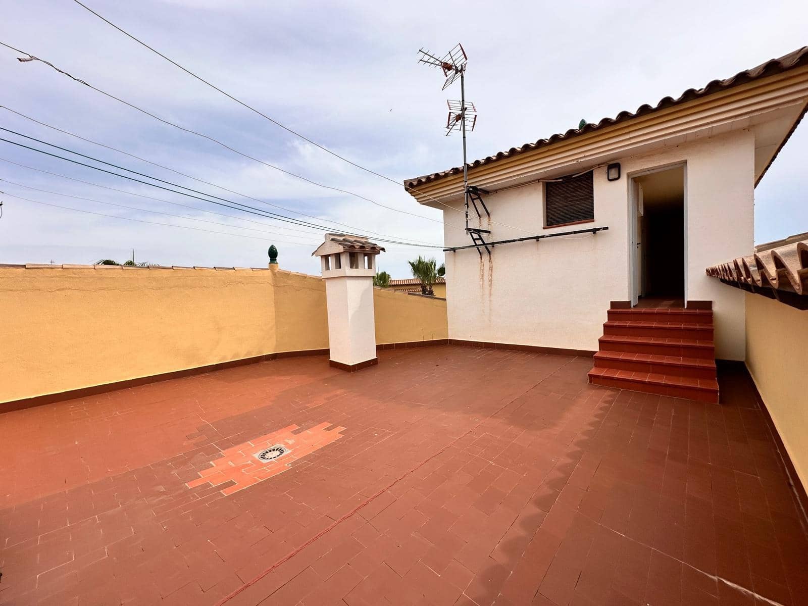 2 soveværelse Lejlighed til salg i Torrevieja med swimmingpool - € 209.000 (Ref: 9138777)