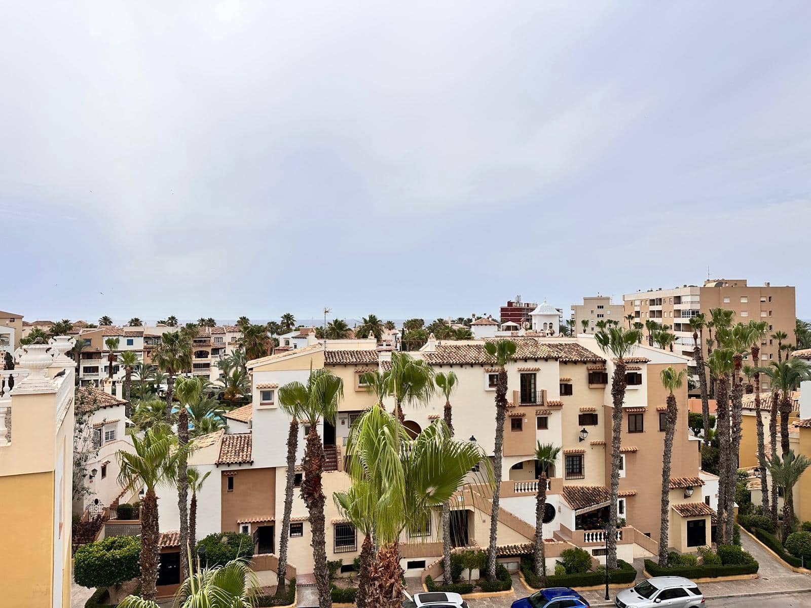 2 soveværelse Lejlighed til salg i Torrevieja med swimmingpool - € 209.000 (Ref: 9138777)