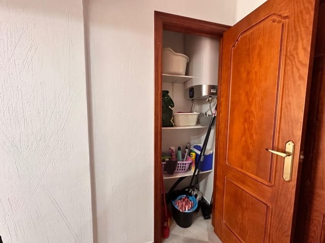 2 soveværelse Lejlighed til salg i Playa de los Locos, Torrevieja med swimmingpool - € 209.000 (Ref: 9138777)