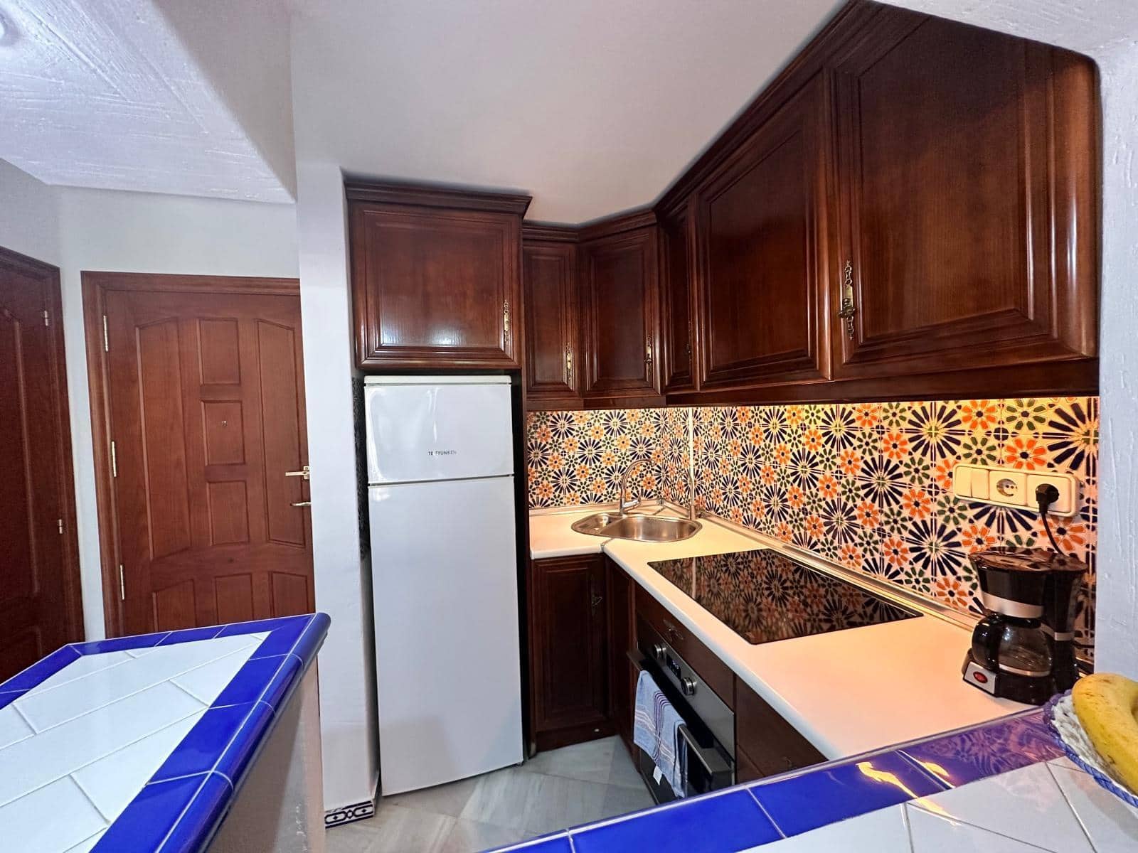 2 soveværelse Lejlighed til salg i Torrevieja med swimmingpool - € 209.000 (Ref: 9138777)