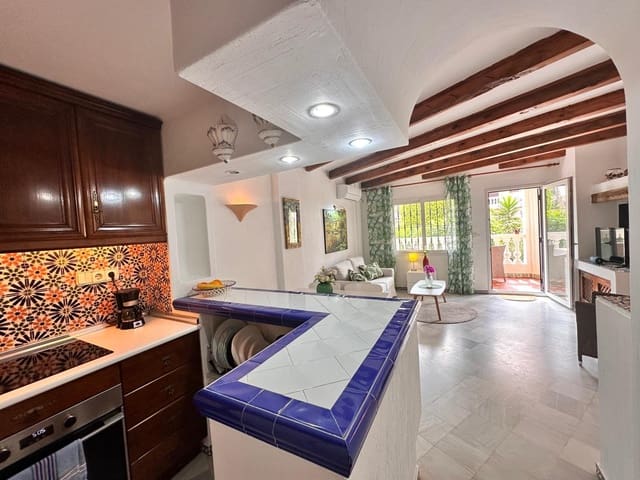 2 soveværelse Lejlighed til salg i Playa de los Locos, Torrevieja med swimmingpool - € 209.000 (Ref: 9138777)