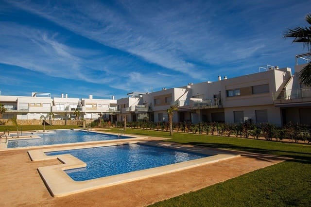 2 quarto Moradia para venda em Desamparados - Hurchillo - Torremendo, Orihuela com piscina - 299 900 € (Ref: 9191889)