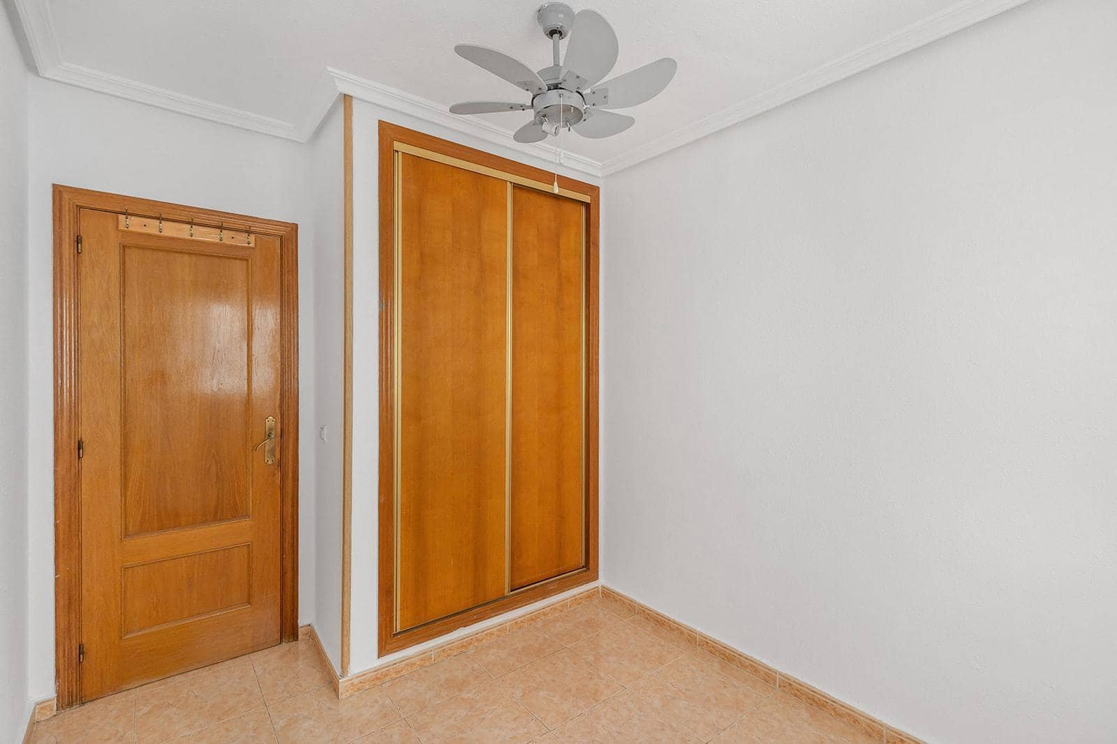 2 slaapkamer Appartement te koop in Torrevieja - € 127.260 (Ref: 9239306)