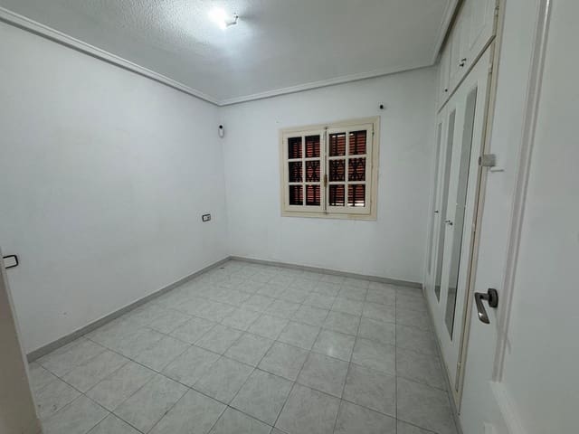 2 makuuhuone Bungalow myytävänä paikassa Orihuela Costa, Orihuela mukana uima-altaan - 156 000 € (Ref: 9254398)