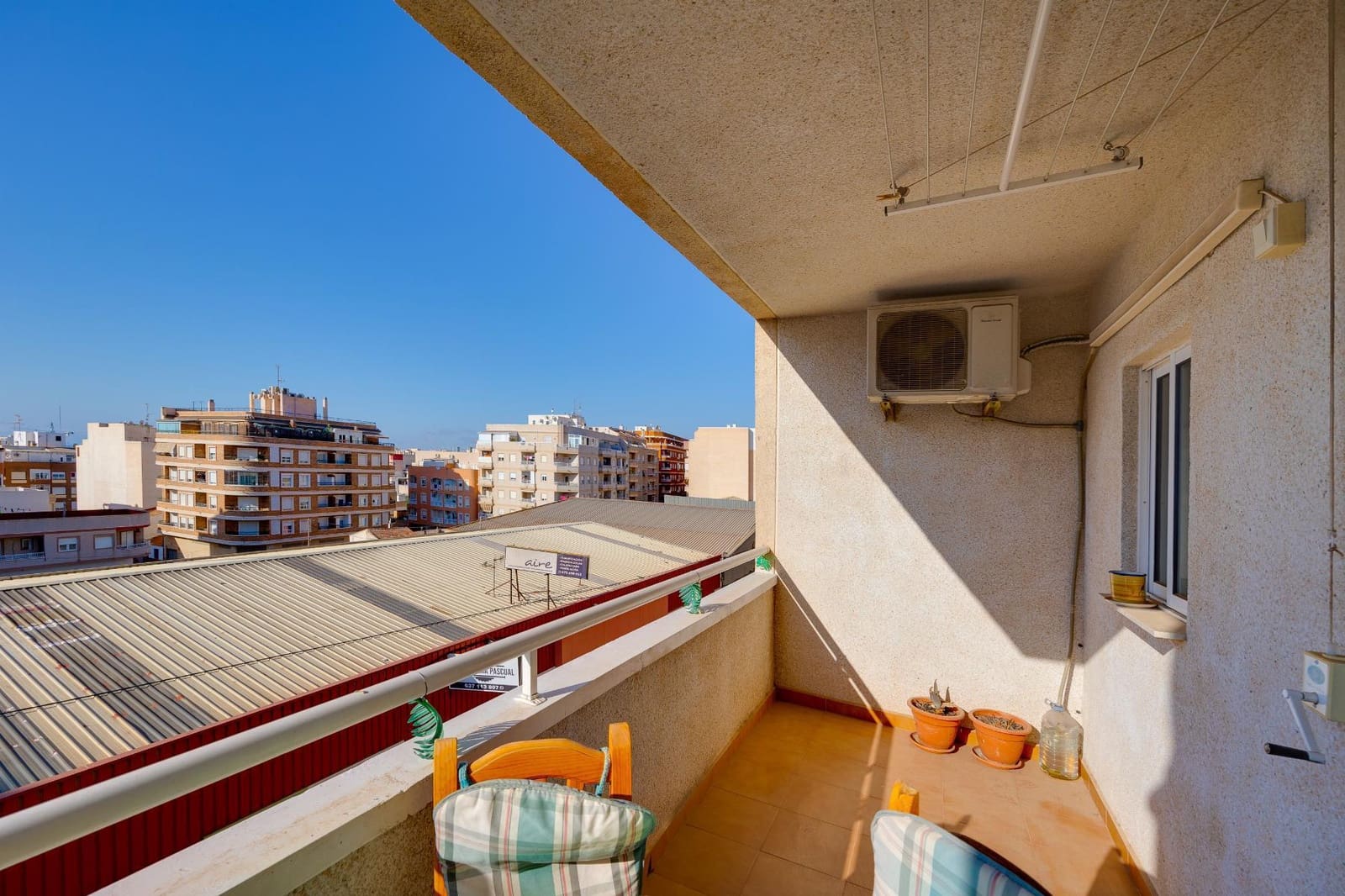 2 soverom Leilighet til salgs i Torrevieja med svømmebasseng garasje - € 139 500 (Ref: 9279738)