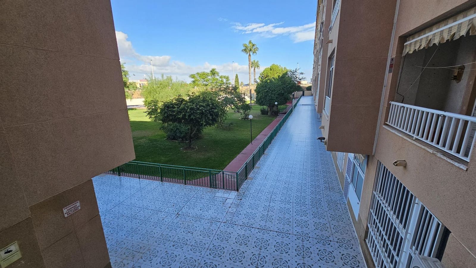 3 sypialnia Apartament na sprzedaż w Torrevieja z basenem - 145 000 € (Ref: 9293931)