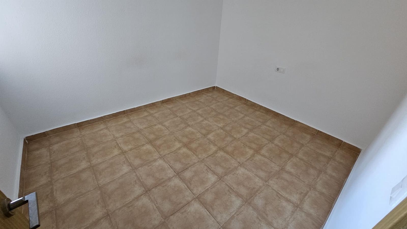 3 sypialnia Apartament na sprzedaż w Torrevieja z basenem - 145 000 € (Ref: 9293931)