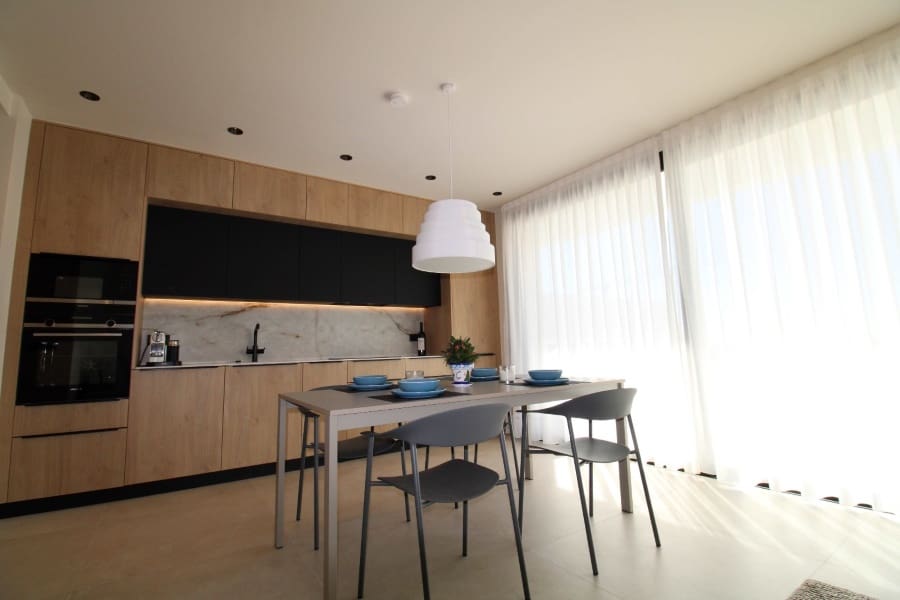 Apartamento de 3 habitaciones en Las Colinas Golf en venta con piscina garaje - 585.000 € (Ref: 9293932)