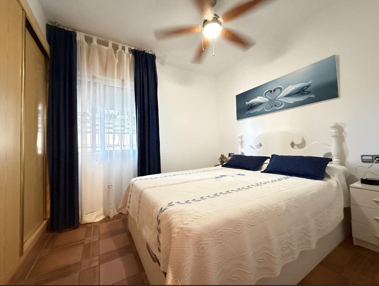 2 makuuhuone Huvila myytävänä paikassa Orihuela Costa mukana uima-altaan - 158 000 € (Ref: 9307240)