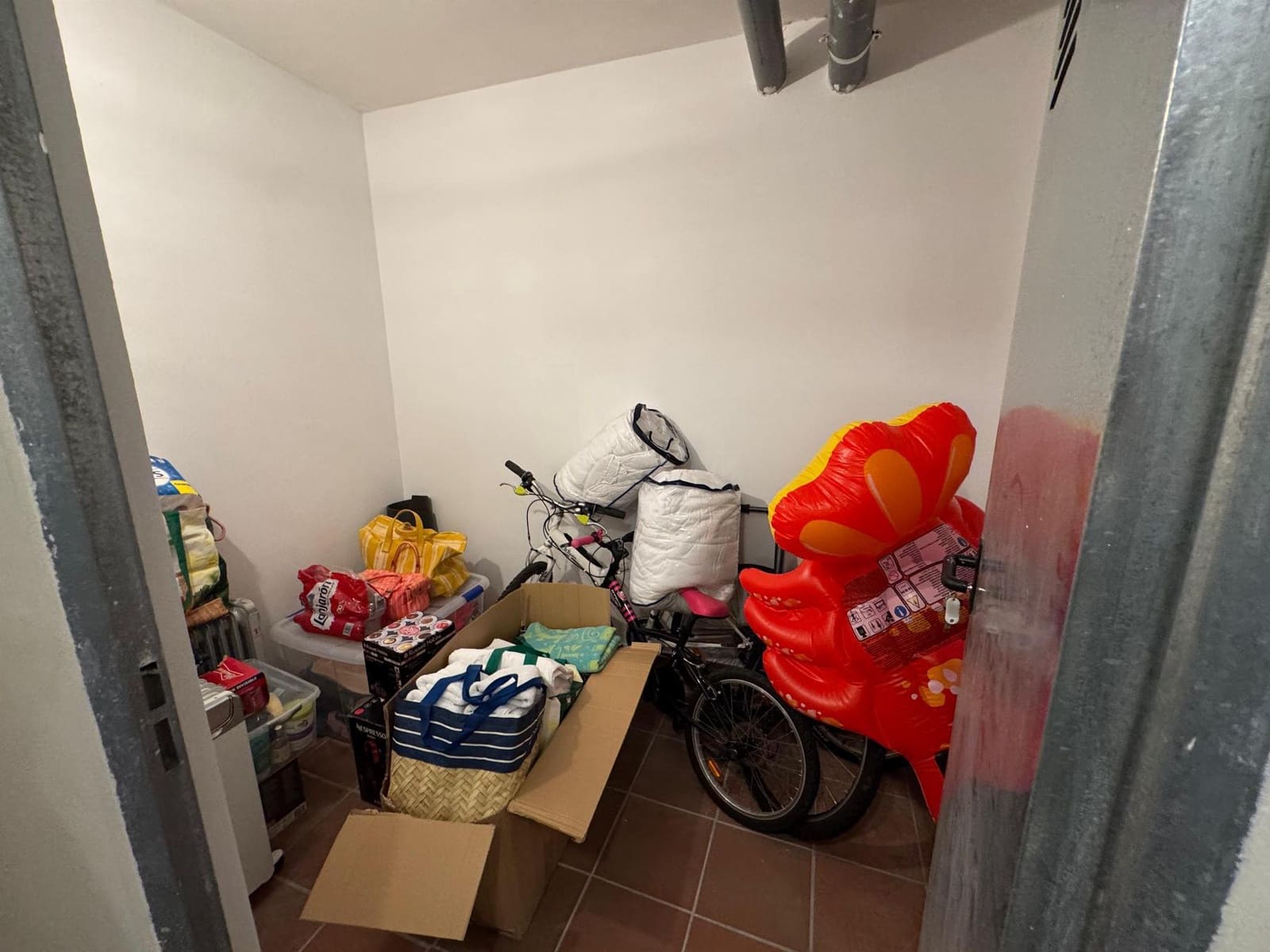 3 quarto Apartamento para venda em Las Colinas Golf com piscina garagem - 345 000 € (Ref: 9374250)