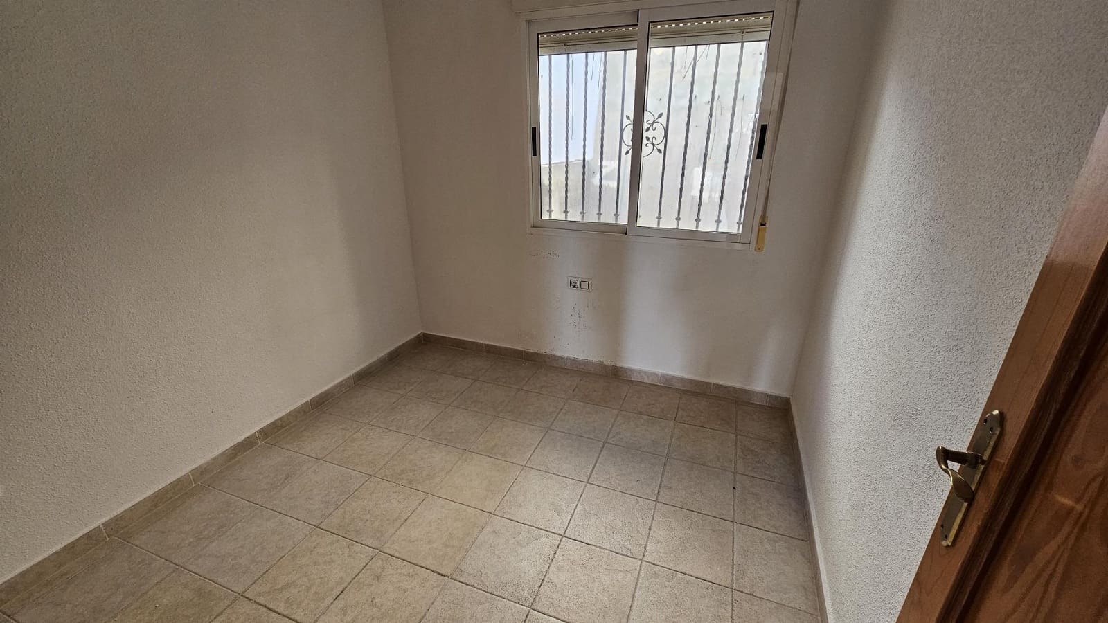 3 bedroom Apartment for sale in Filipinas with pool garage - € 190,000 (Ref: 9389930)