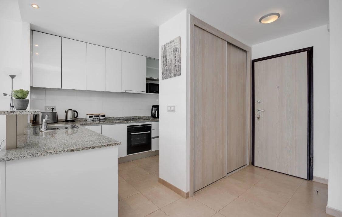 2 bedroom Apartment for sale in Orihuela Costa with pool - € 229,950 (Ref: 9395425)