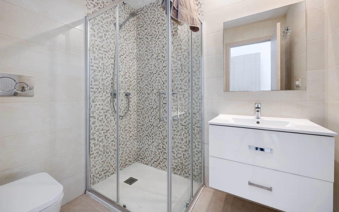 2 bedroom Apartment for sale in Orihuela Costa with pool - € 229,950 (Ref: 9395425)