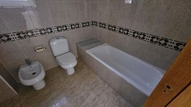 2 soveværelse Lejlighed til salg i Dehesa de Campoamor, Orihuela med swimmingpool - € 297.000 (Ref: 9410229)