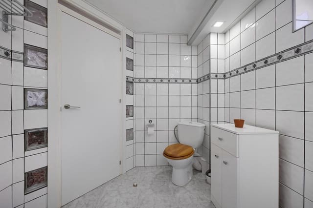 4 quarto Moradia para venda em La Zenia, Orihuela com piscina - 315 000 € (Ref: 9413102)