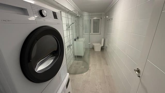 Chalet de 4 habitaciones en Los Balcones en venta con garaje - 349.000 € (Ref: 9421656)