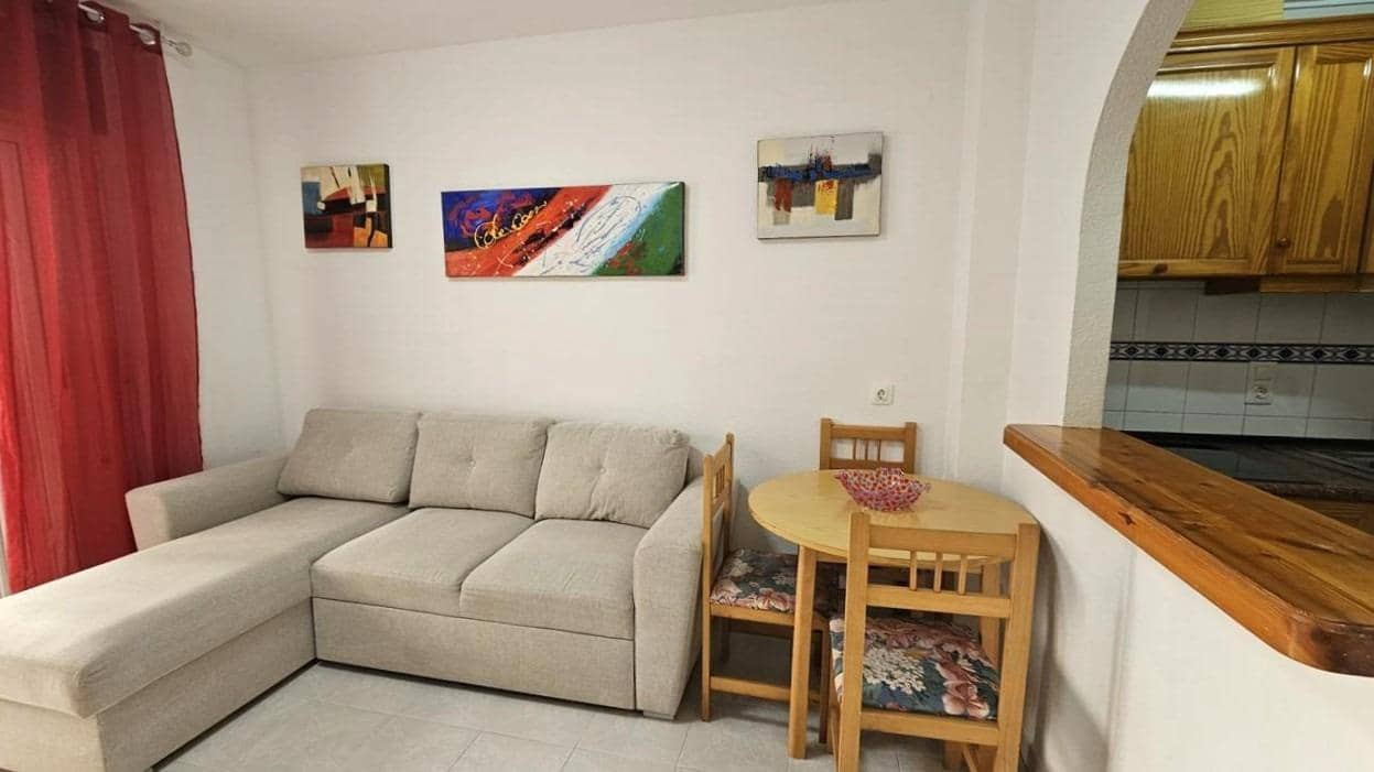 Lejlighed til salg i Torrevieja - € 79.900 (Ref: 9449905)