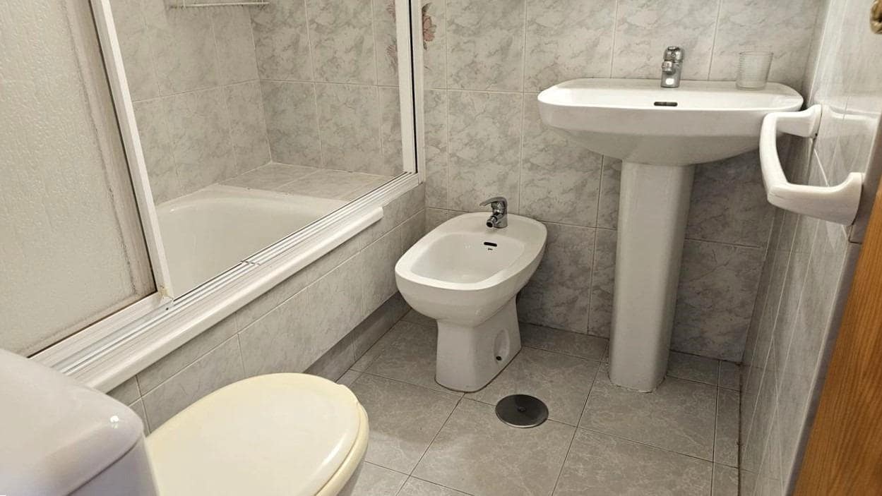 Lejlighed til salg i Torrevieja - € 79.900 (Ref: 9449905)