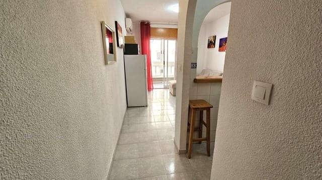 Lejlighed til salg i Playa del Acequión, Torrevieja - € 79.900 (Ref: 9449905)