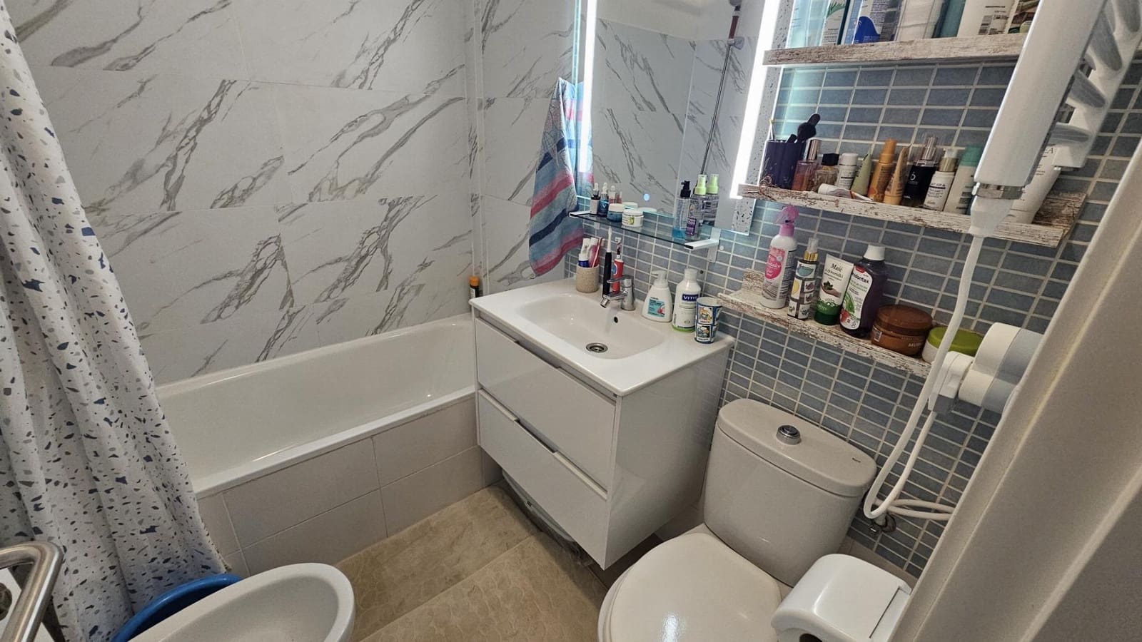 2 sovrum Lägenhet till salu i Orihuela Costa med pool - 135 000 € (Ref: 9511381)