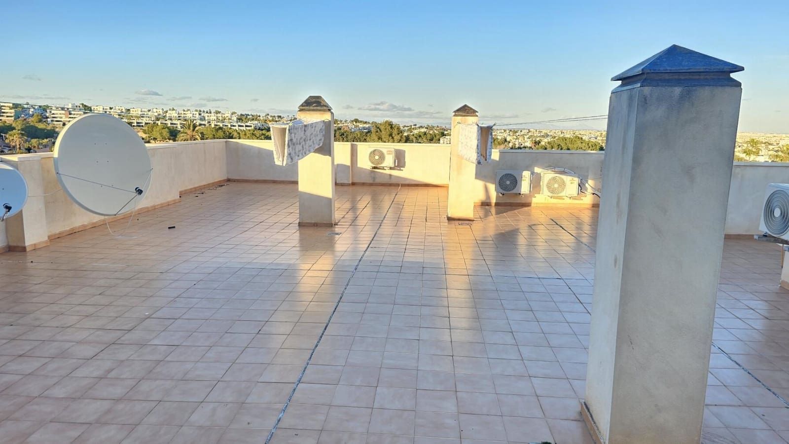 2 sovrum Lägenhet till salu i Orihuela Costa med pool - 135 000 € (Ref: 9511381)