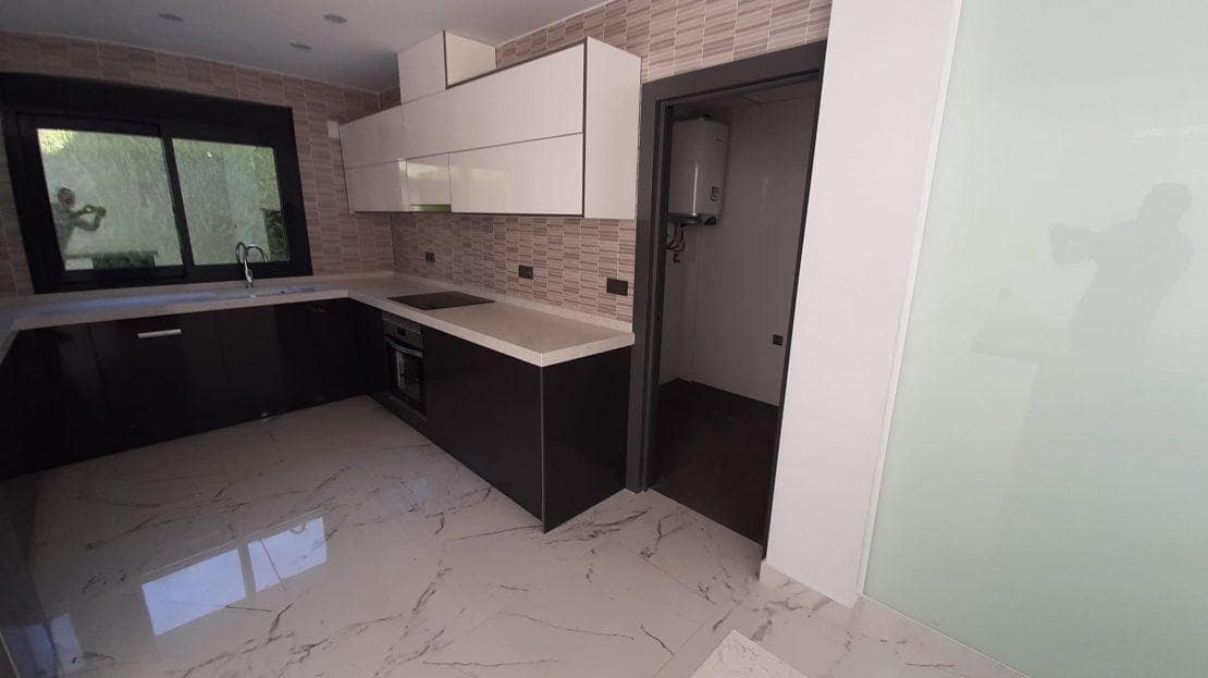 4 quarto Moradia para venda em Dehesa de Campoamor com piscina - 985 000 € (Ref: 9525742)