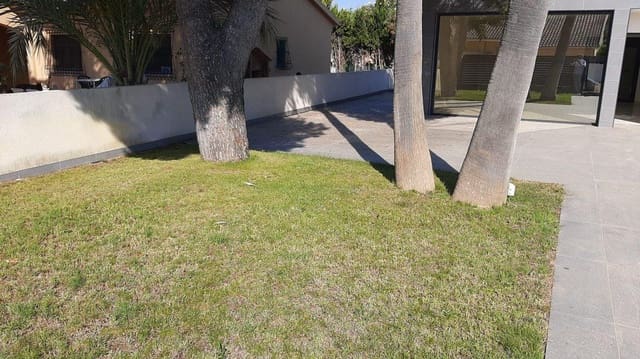 4 quarto Moradia para venda em Dehesa de Campoamor, Orihuela com piscina - 985 000 € (Ref: 9525742)